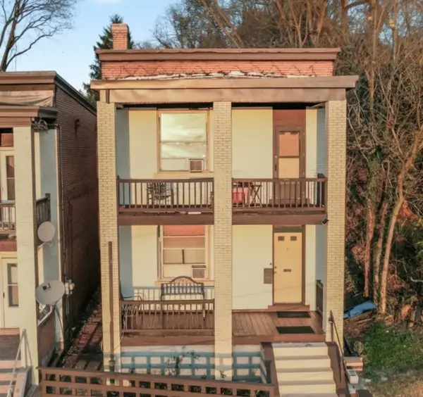 2460 Colorado Way, Marshall Shadeland, PA 15212