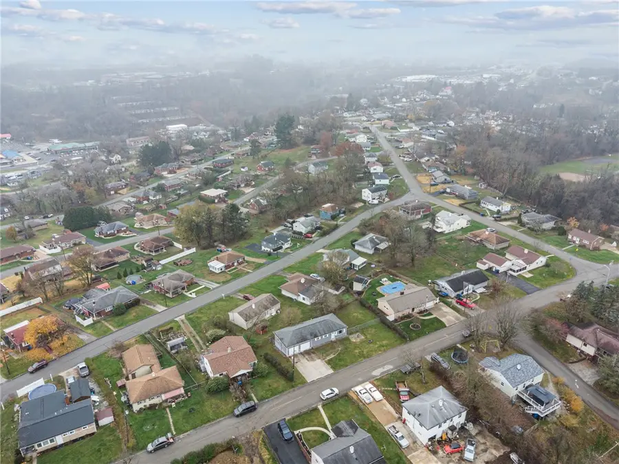 10724 Martin Drive, North Huntingdon, PA 15642 - Image #3