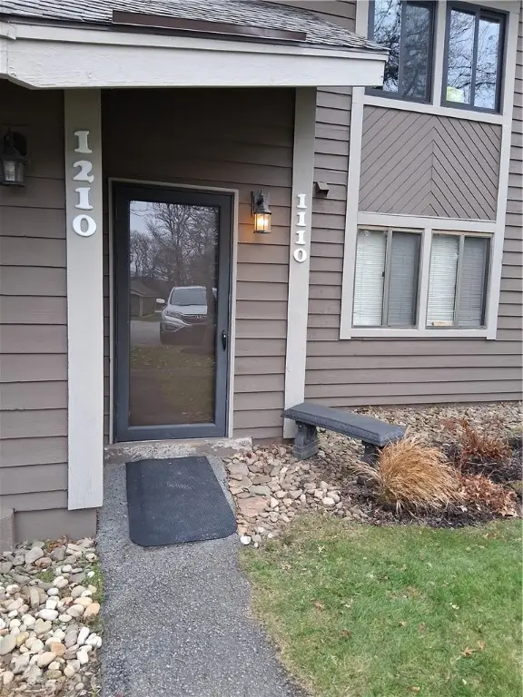 1110 Forbes Lane, Jefferson, PA 15502 - Image #1