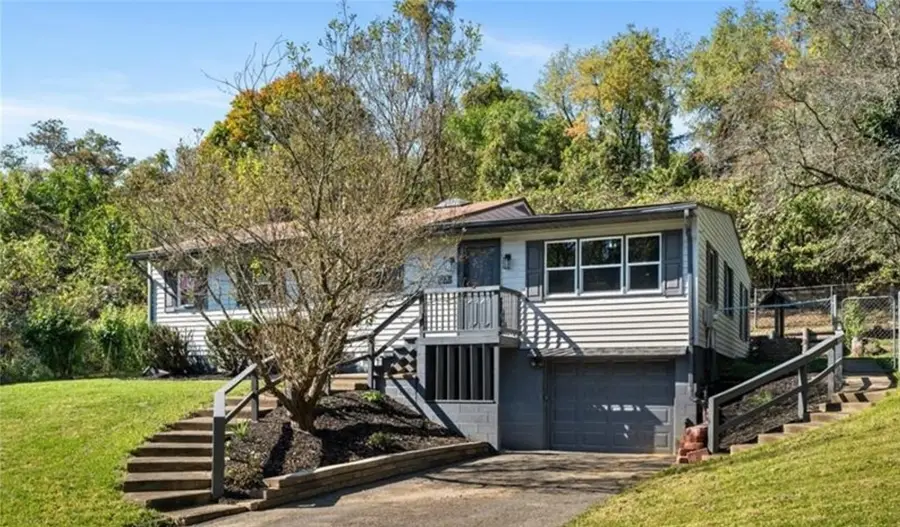 823 Blackberry St, West Mifflin, PA 15122 - Image #2