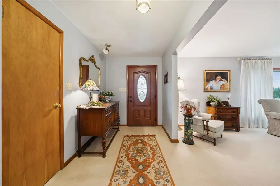 1649 Scenery Dr., Elizabeth Township, PA 15037 - Image #3