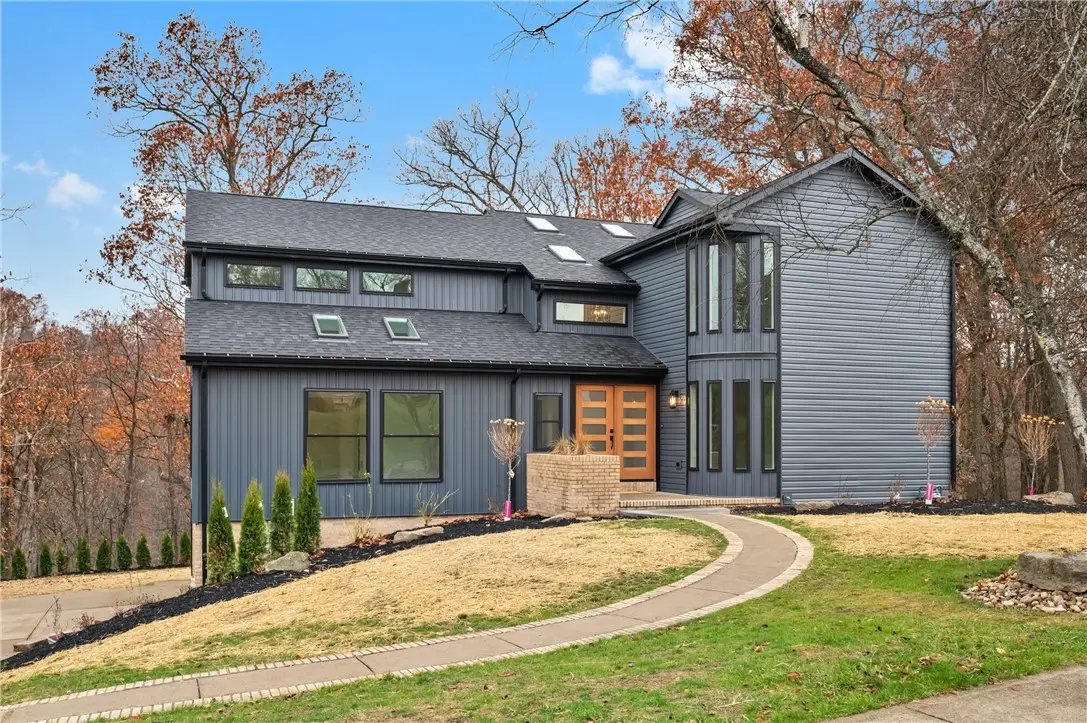 10492 Olde Villa Dr, McCandless, PA 15044 - Image #1