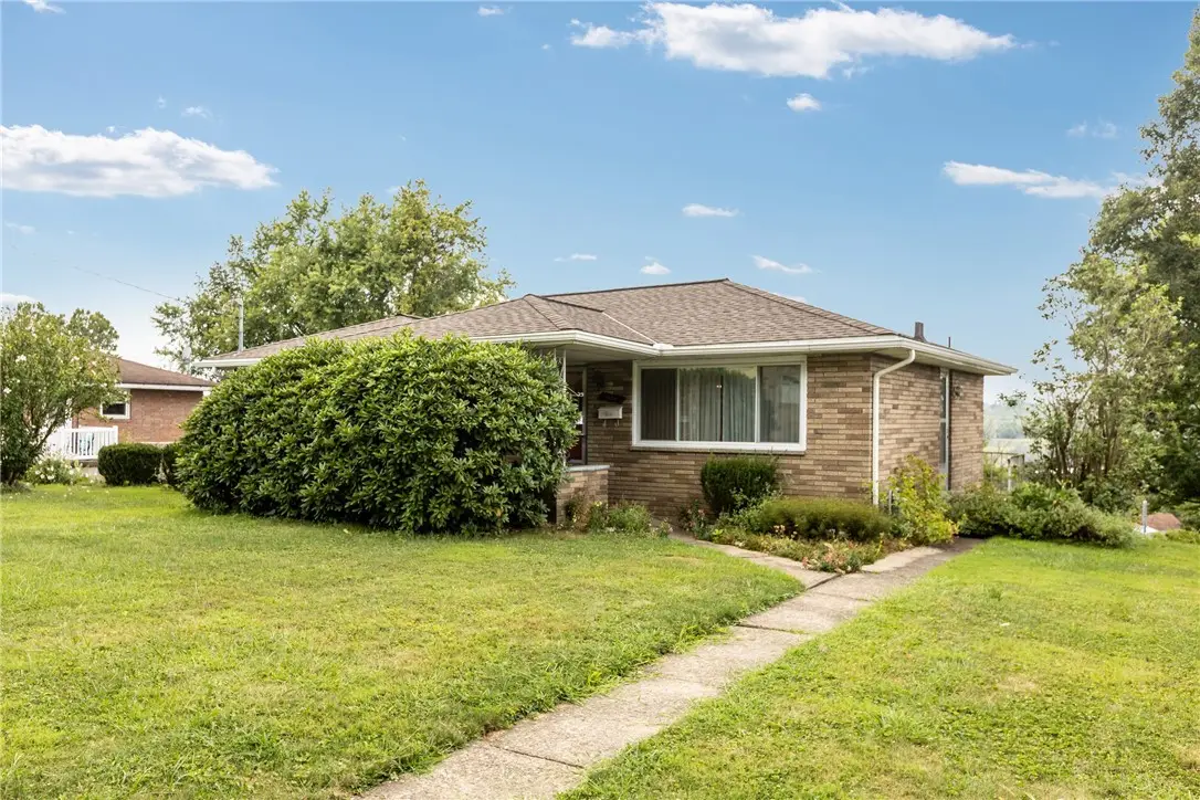 1528 Oneida Dr, Jefferson Hills, PA 15025 - Image #1