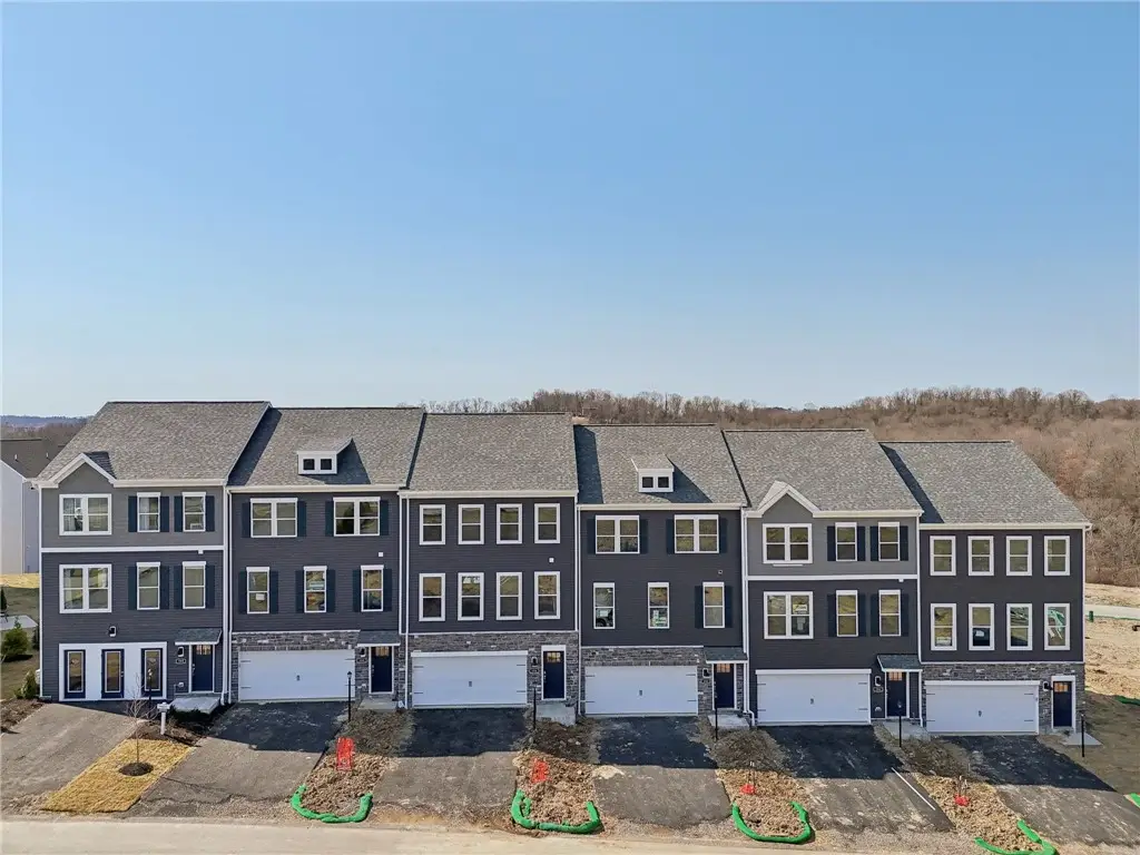 402 Cherry Tree Dr, Twp of But SW, PA 16001 - Image #1