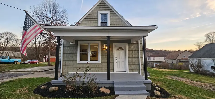 102 Donald Ave, Economy, PA 15143 - Image #2