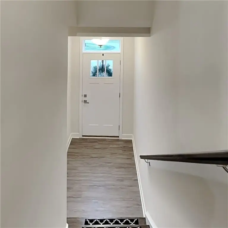 210 Moyer Hill Dr, Cranberry Township, PA 16066 - Image #2