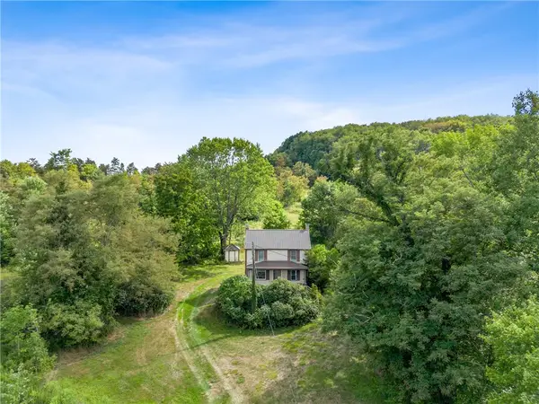 671 Hauger Rd, Black Twp, PA 15557