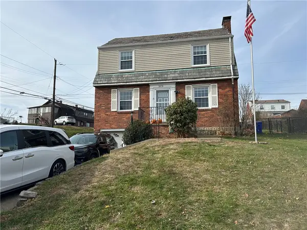 1070 Arbor Dr, Green Tree, PA 15220