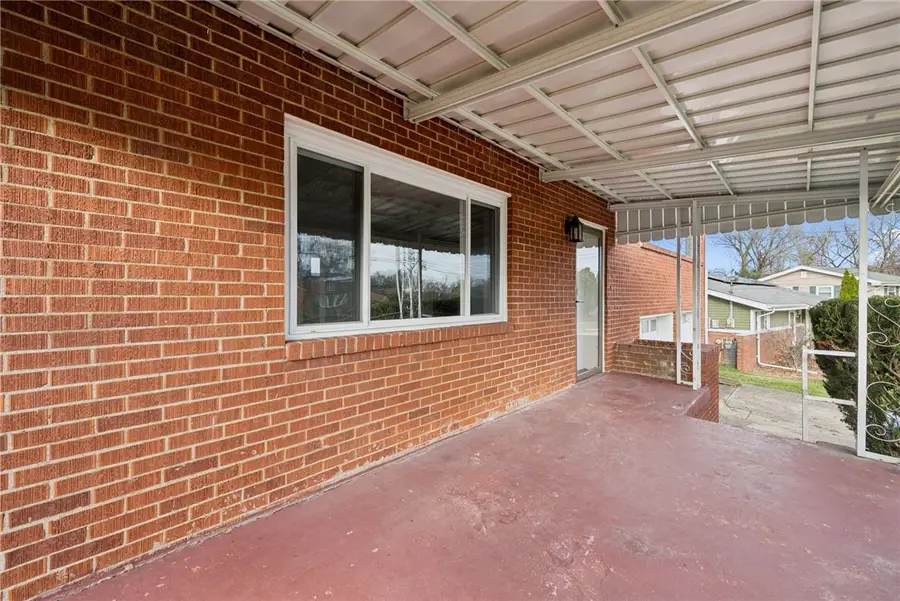 805 Cranberry Drive, Monroeville, PA 15146 - Image #3