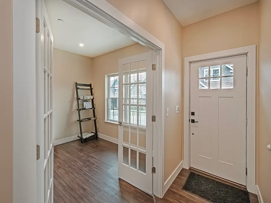 204 Willow Lane, Chippewa, PA 15010 - Image #2