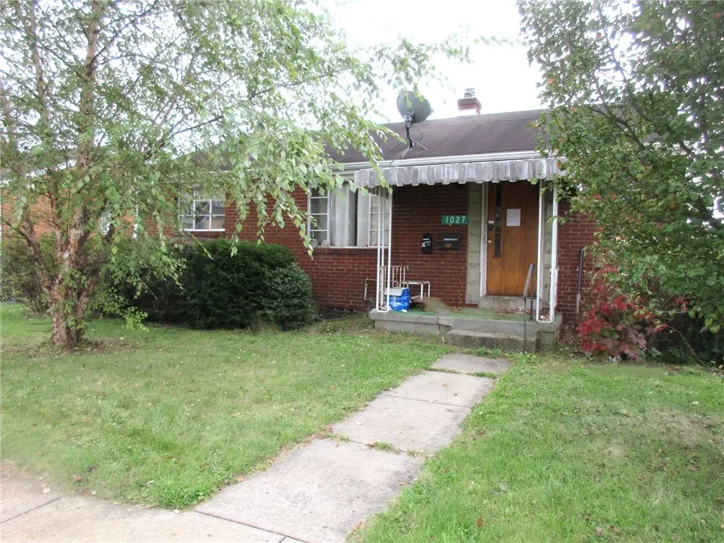 1027 1st St, McKees Rocks, PA 15136 - Image #1