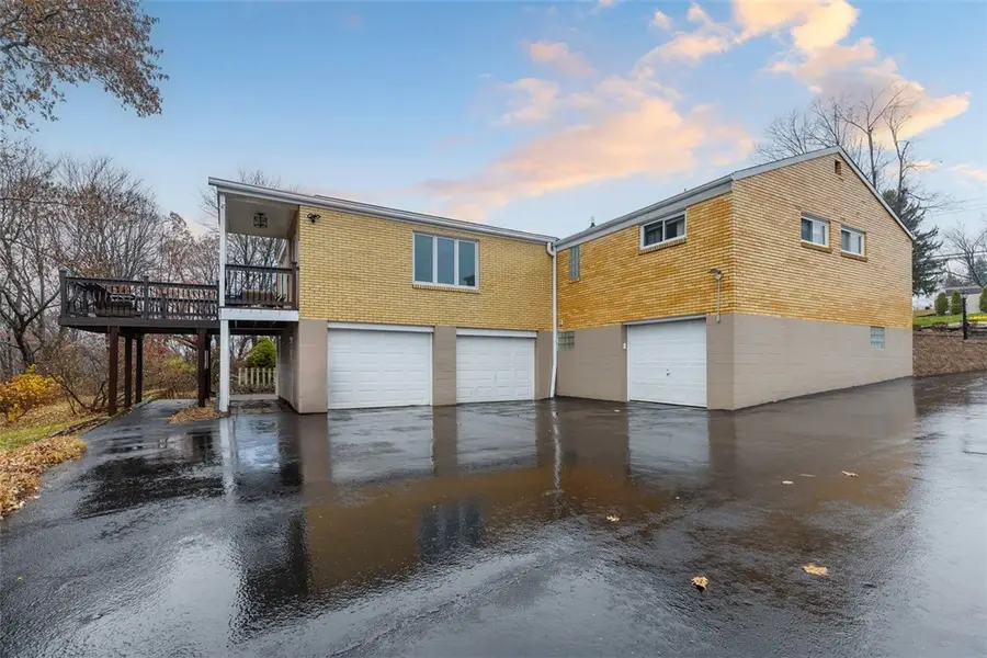 51 Bellview Cir, Robinson Township, PA 15136 - Image #3