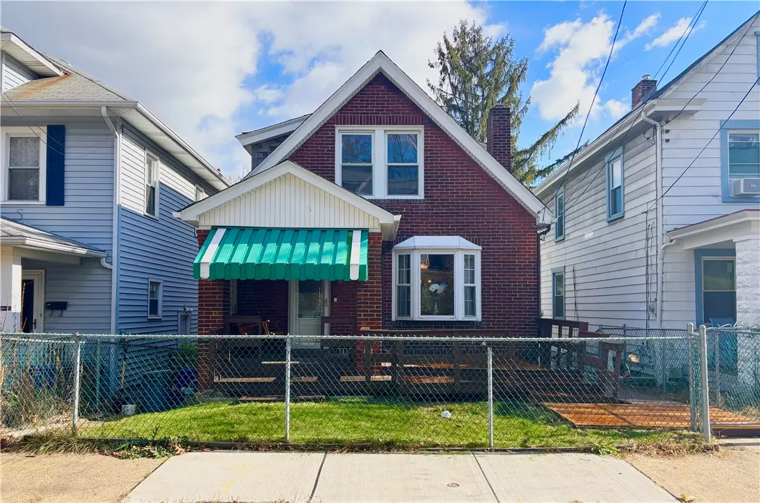 2409 Palm Beach Ave, Pittsburgh, PA 15216 - Image #1