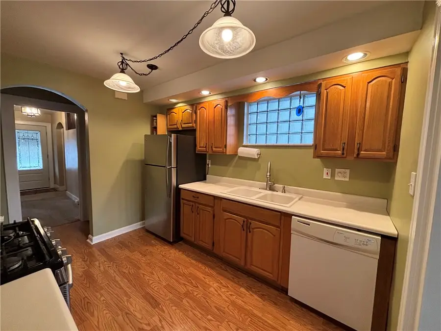 2409 Palm Beach Ave, Pittsburgh, PA 15216 - Image #3