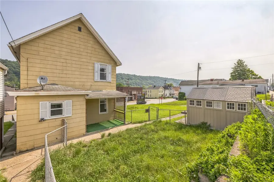 158 Main St, New Eagle, PA 15067 - Image #3