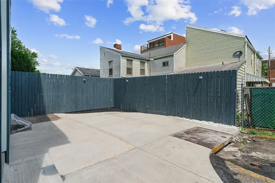 296 Foster Way, Pittsburgh, PA 15201 - Image #2