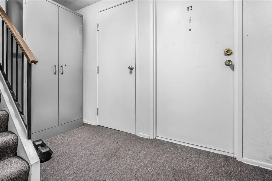 321 Ridge Point Circle #B12, Bridgeville, PA 15017 - Image #3