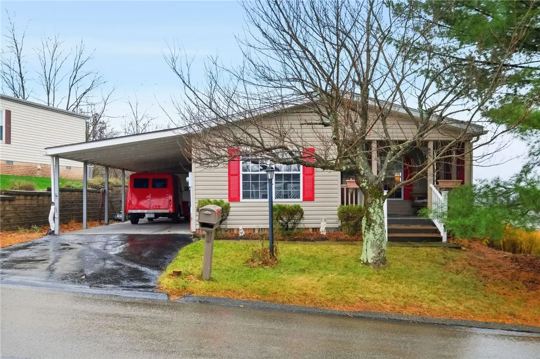 811 Wild Violet Dr, Plum, PA 15239 - Image #1