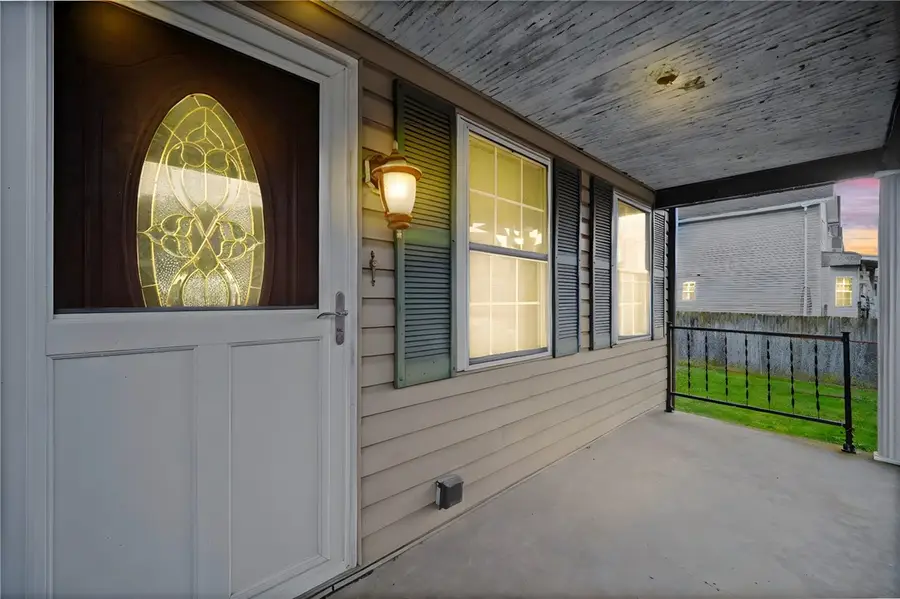 402 Beaver Ave, Aliquippa, PA 15001 - Image #2