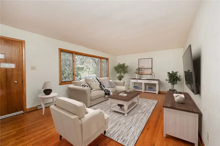 896 Fairman Ave, Chevy Chase Heights, PA 15701 - Image #3