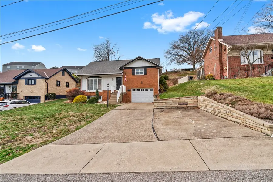 324 Tassel Lane, Pleasant Hills, PA 15236 - Image #2