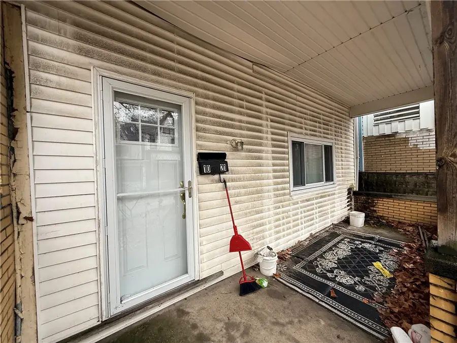 1021 Valonia St, Pittsburgh, PA 15220 - Image #3