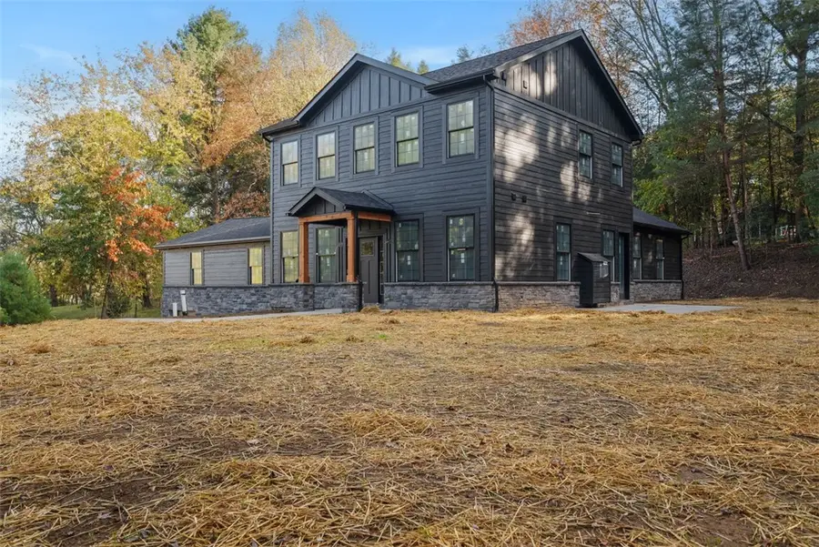 111 Joe Ln, Adams, PA 16059 - Image #3