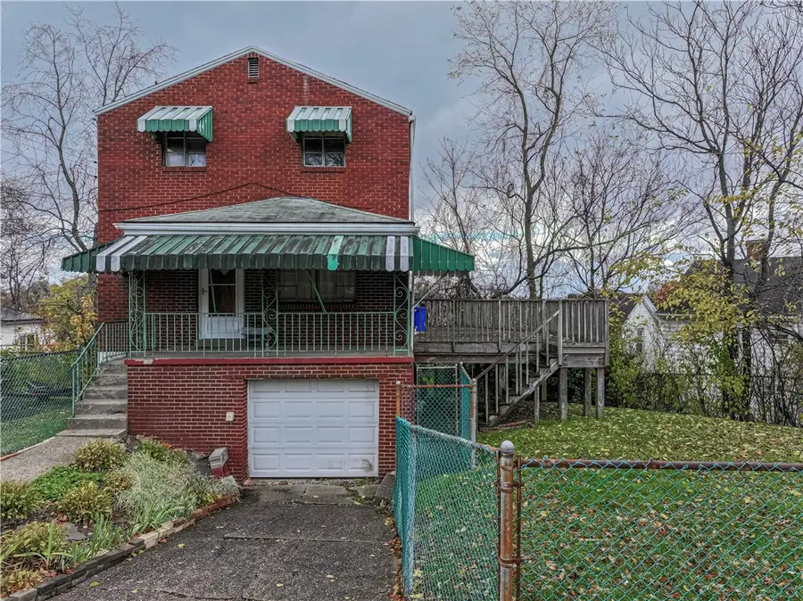 939 Delevan St, Pittsburgh, PA 15217 - Image #3