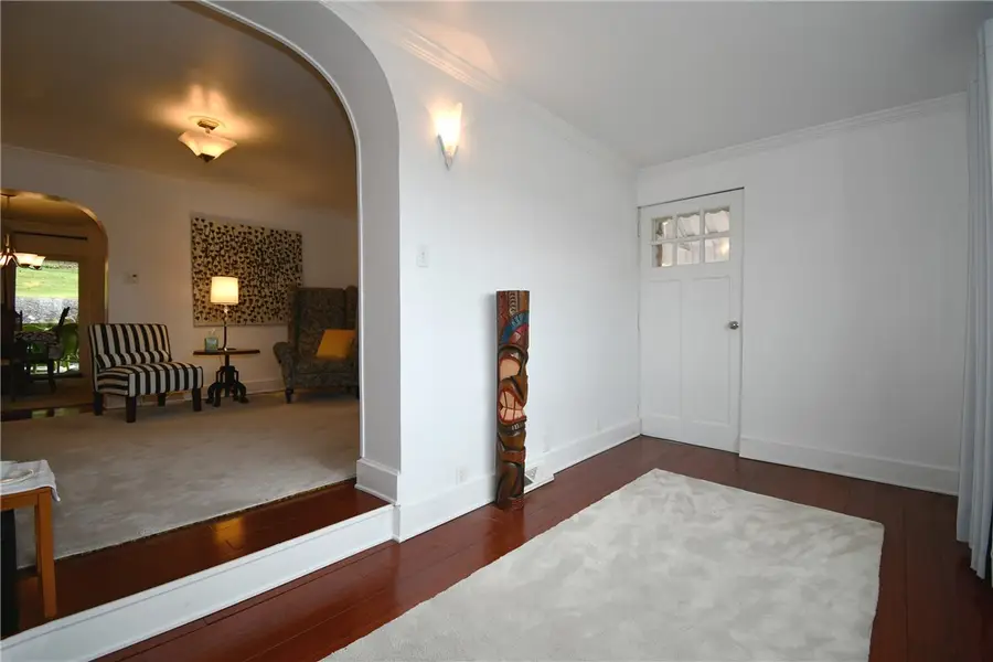 2727 Strachan Ave, Pittsburgh, PA 15216 - Image #3