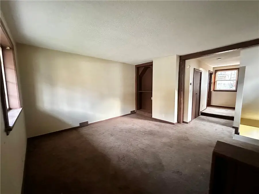 212-214 Friday Rd, Shaler, PA 15209 - Image #2