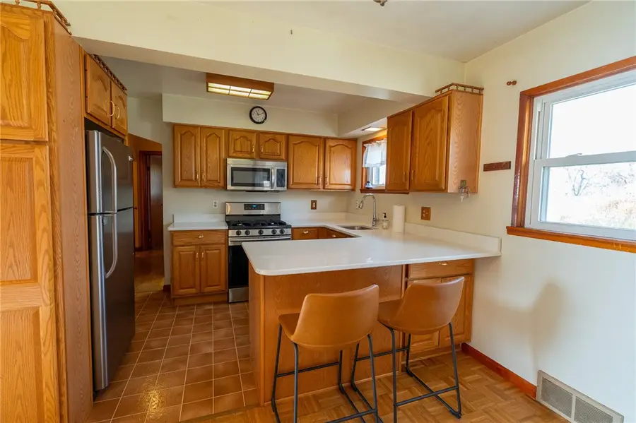 916 16th St, Forward, PA 15037 - Image #3