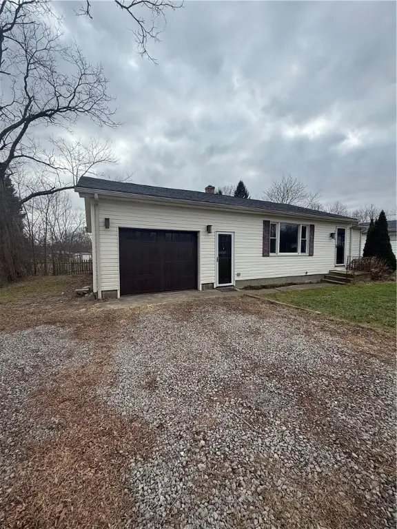 4450 Morefield Rd, Hermitage, PA 16148 - Image #2