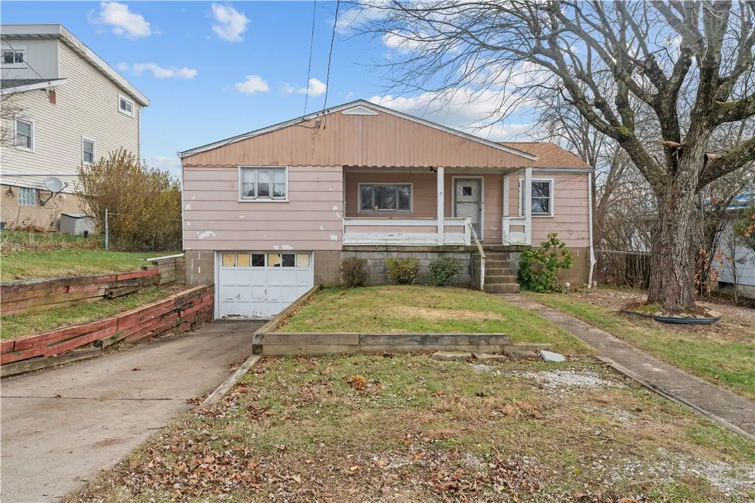 2073 Warren Ave, North Huntingdon, PA 15642 - Image #1