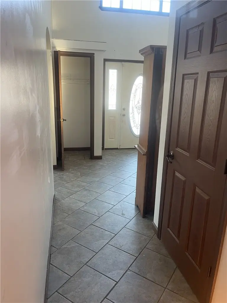 684 Pike Run Drive, California, PA 15427 - Image #3