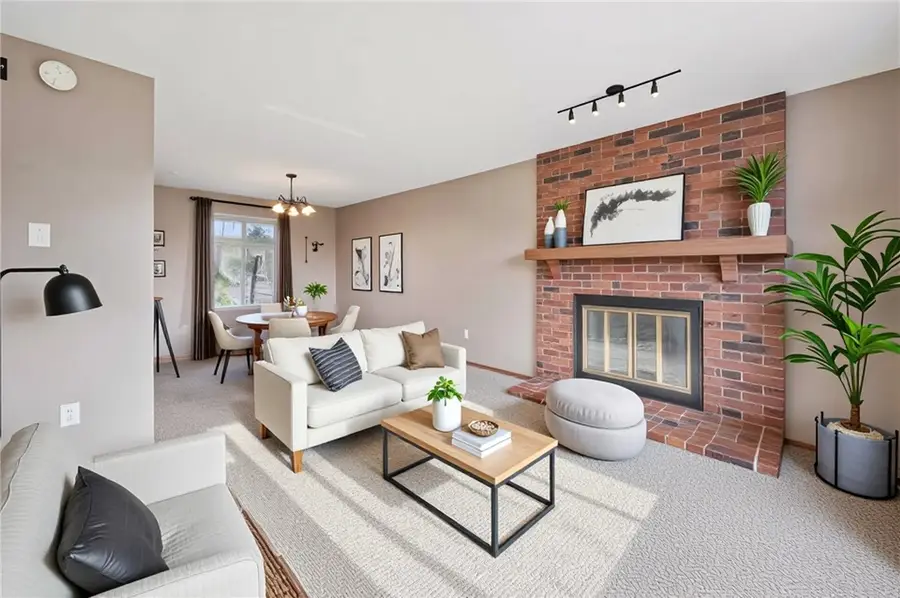 92 Skyvue Dr, Whitehall, PA 15234 - Image #3