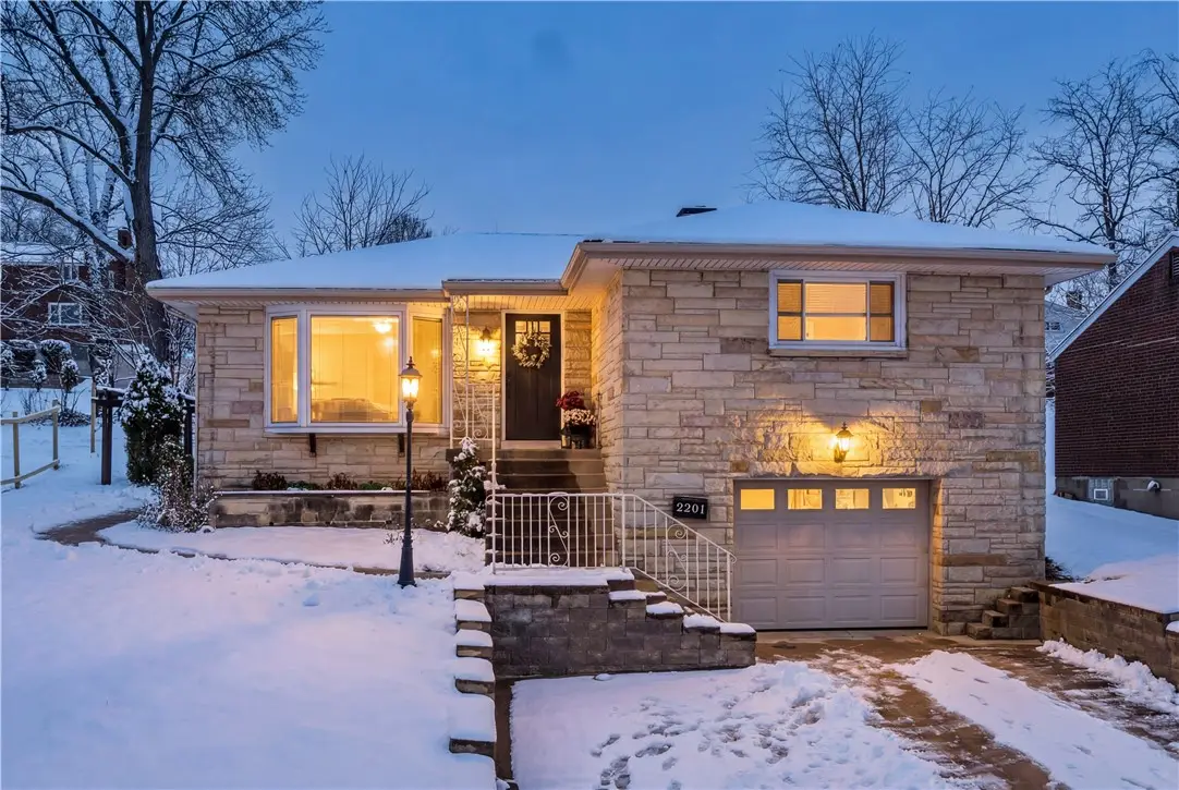 2201 Parklyn Street, Pittsburgh, PA 15234 - Image #1