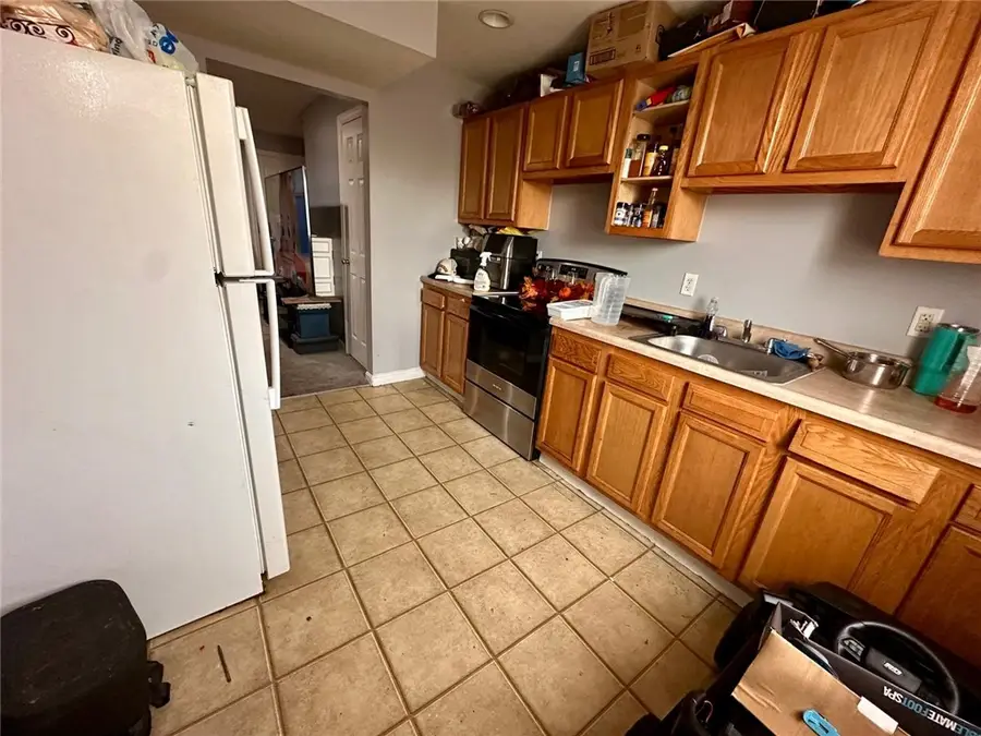 4504 Bataan Ave, Clairton, PA 15025 - Image #3