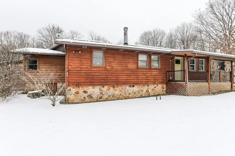 311 Middle Ridge Road, Stewart, PA 15470 - Image #2
