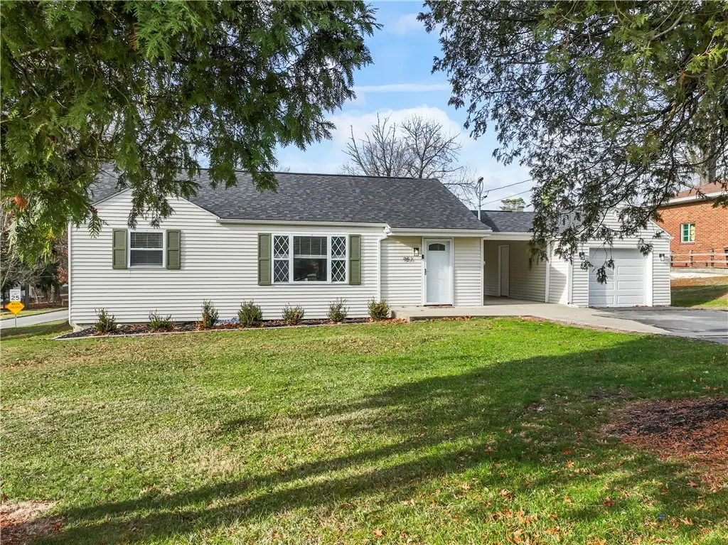 951 Shenango Rd, Chippewa, PA 15010 - Image #1