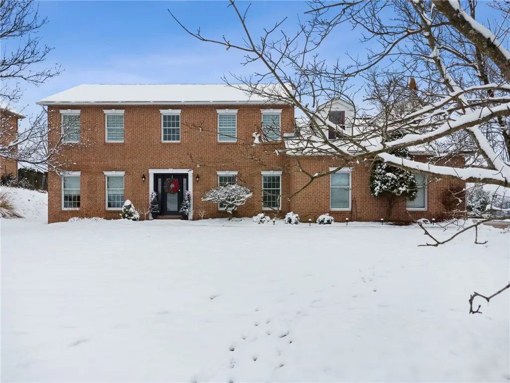 15 Penntowne Drive, Penn Township, PA 15642 - Image #1