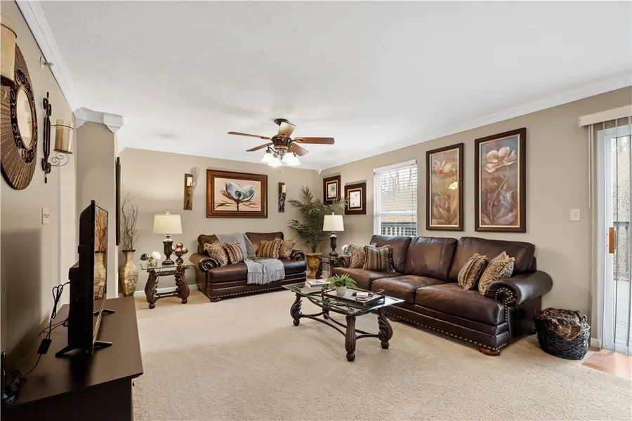 1143 Arrowhead Dr, South Strabane Township, PA 15301 - Image #3