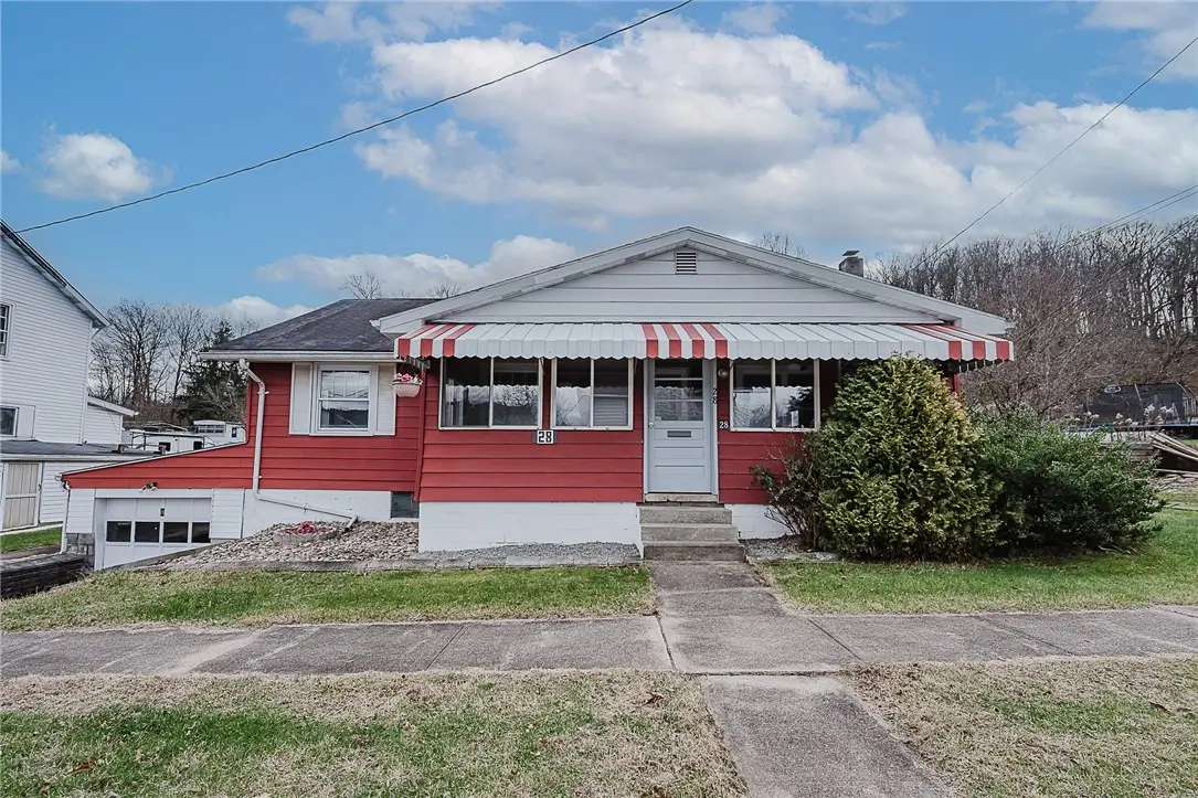 28 Indiana Ave, Avonmore, PA 15618 - Image #1