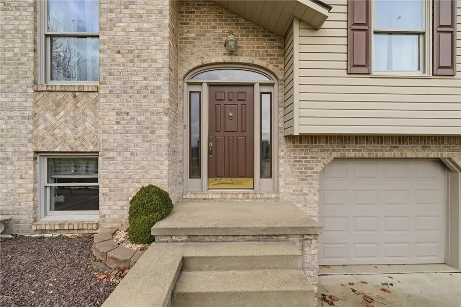 246 Highland Dr, California, PA 15417 - Image #2