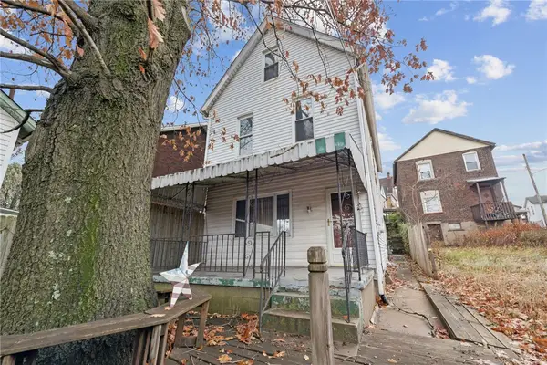 122 N Holland Avenue, Rankin, PA 15104