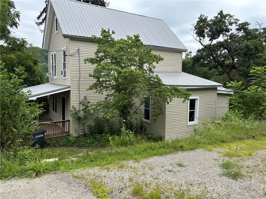 4 Brokers Lane, Hempfield, PA 15675 - Image #2