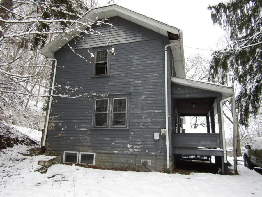 234 Spring Run Rd, Crescent, PA 15046 - Image #2