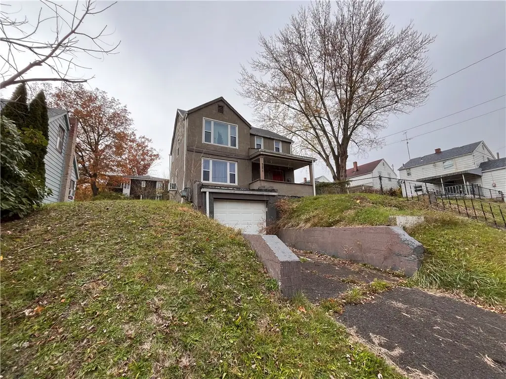 321 E Garfield Avenue, New Castle, PA 16105 - Image #1