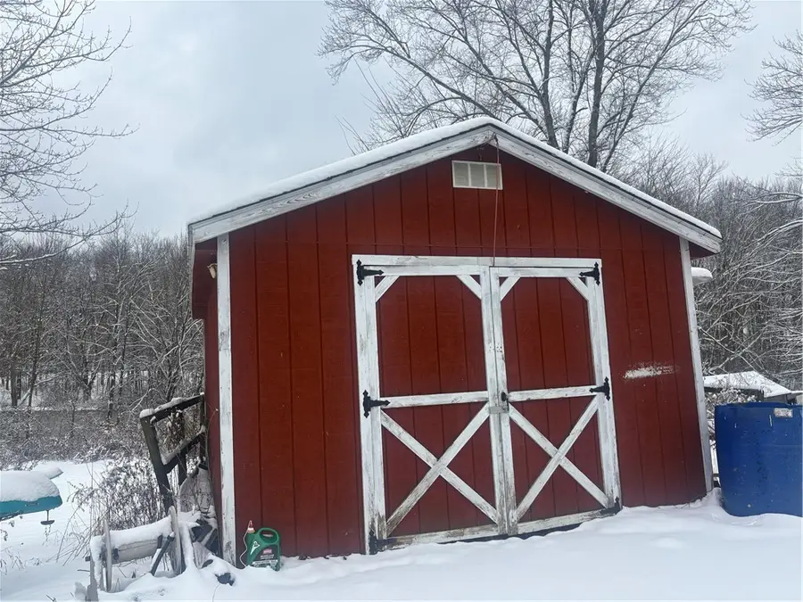 1861 Sandy Lake Grove City Rd, Worth, PA 16133 - Image #3