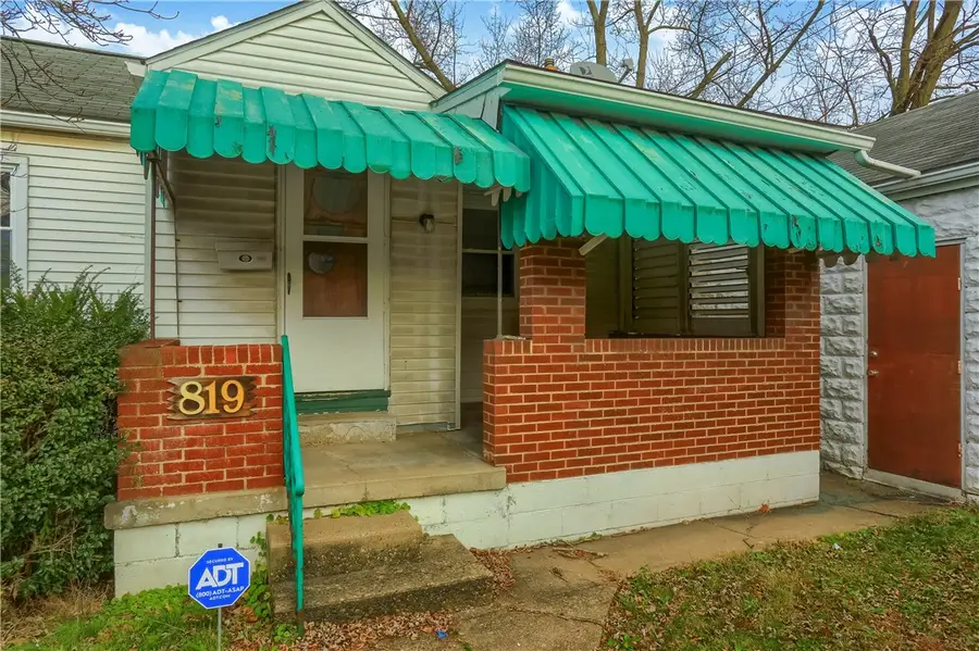 819 Leech St, McKeesport, PA 15132 - Image #2