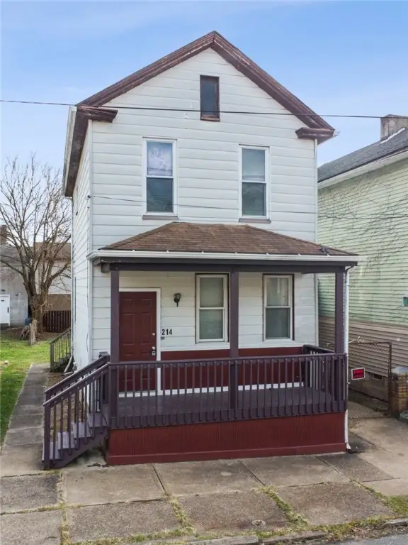 214 S 7th Street, Jeannette, PA 15644